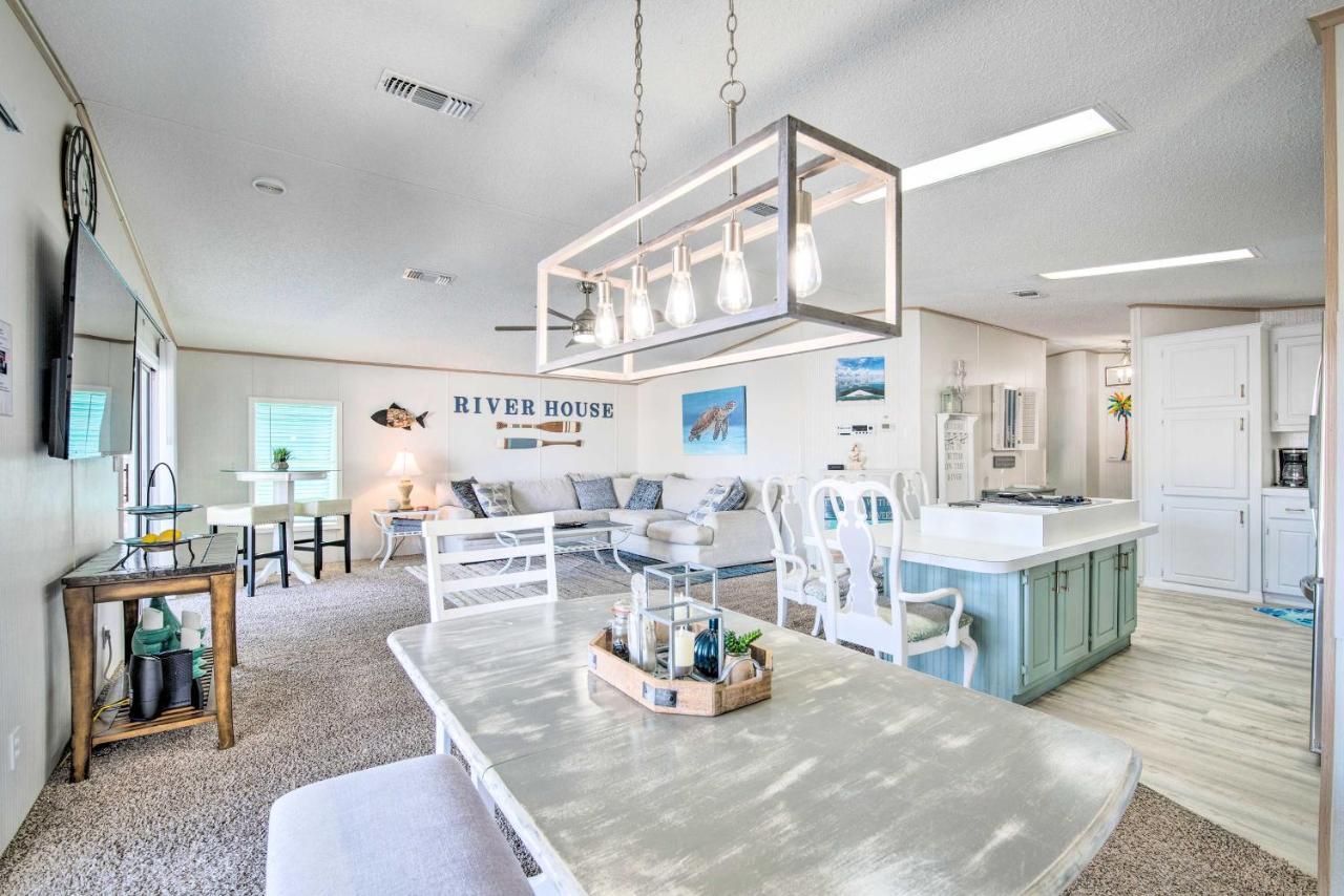 Retreat On The River With Boat Dock, Porch, And Grill! Homosassa Exterior foto